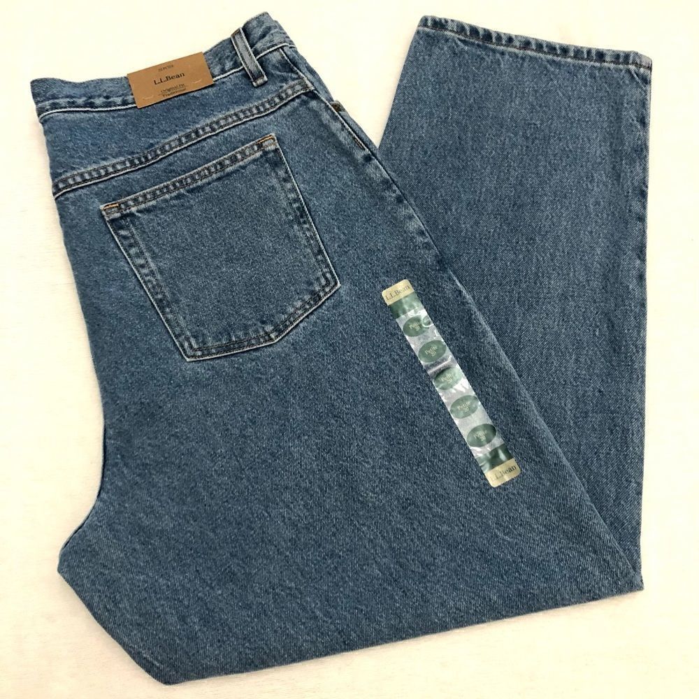 L.L Bean womens classic fit/ traditional jeans size 20P